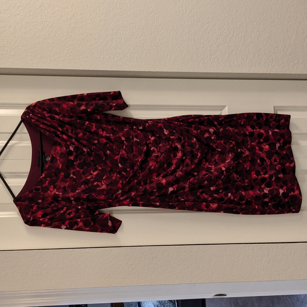 Connected Apparel dress, size 6P, red/cranberry/black pattern